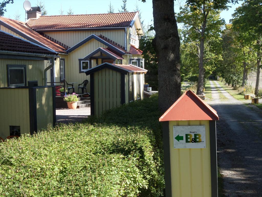 Skogis Bed & Breakfast Katrineholm Exterior photo