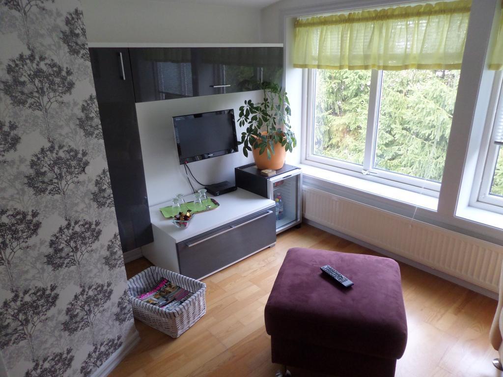 Skogis Bed & Breakfast Katrineholm Exterior photo